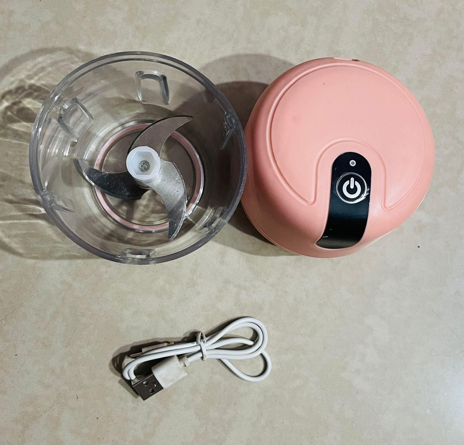Mini Electric Meat/Garlic Chopper Portable Food Processor - Instagrab.Shop Mini Electric Meat/Garlic Chopper Portable Food Processor